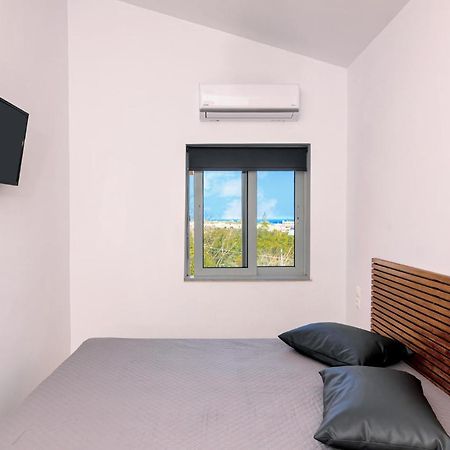 Bona'S Guest House Αγιά Εξωτερικό φωτογραφία
