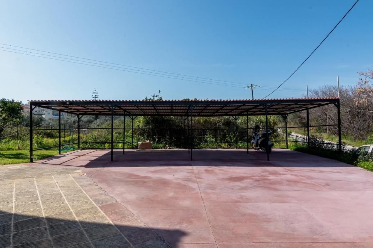 Bona'S Guest House Αγιά Εξωτερικό φωτογραφία