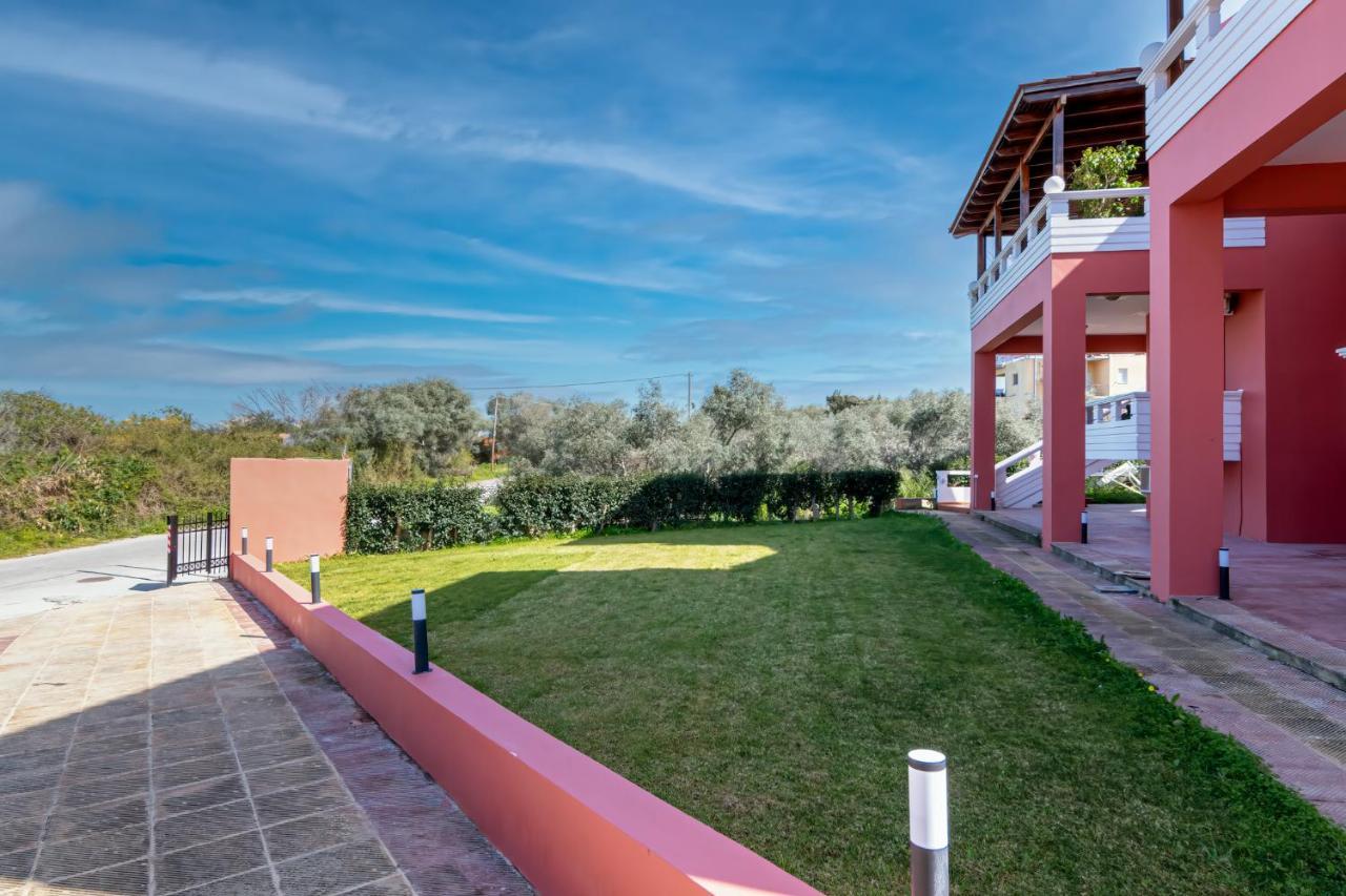 Bona'S Guest House Αγιά Εξωτερικό φωτογραφία
